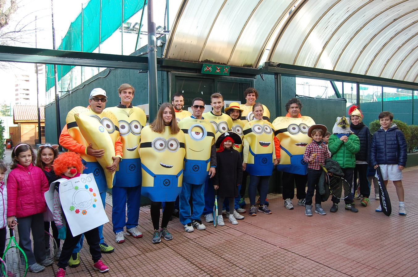Bienvenida a los niños en la entrada
